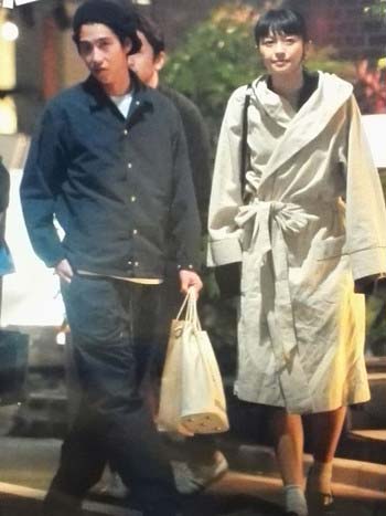 賀来賢人と榮倉奈々のツーショット写真