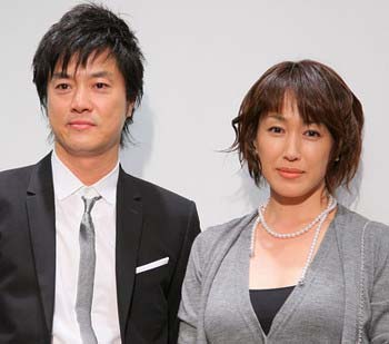 高知東生容疑者と高島礼子夫妻