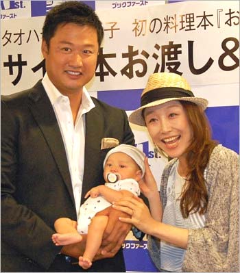 クワバタオハラの小原正子と夫のマック鈴木、長男・誠希千くん