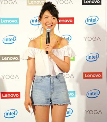 レノボの海の家1日店長に就任 したおのののか