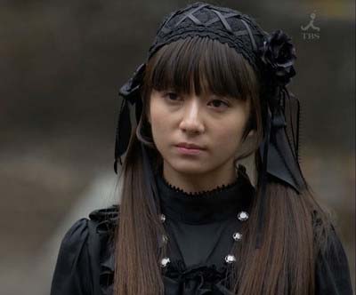 木村文乃がゴスロリにコスプレ