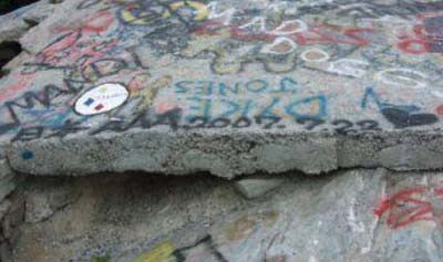 AAA・伊藤千晃の落書き?写真