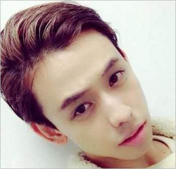 りゅうちぇる（比嘉龍二）がスッピンノーメイク状態の写真