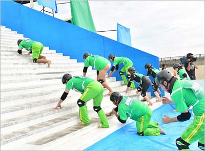 心臓破りのぬるぬる坂クイズ