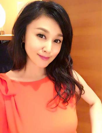 藤原紀香が投稿し、画像加工疑惑が浮上している写真