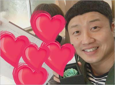 えとう窓口と嫁のツーショット写真