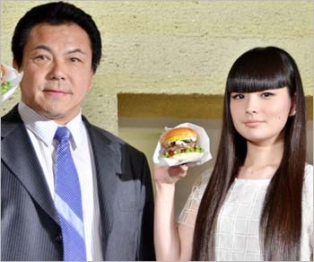 九重親方と次女の秋元梢