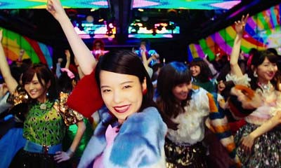『ハイテンション』MVでアゲアゲなハイテンション姿を見せるぱるること島崎遥香
