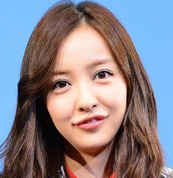 現在の板野友美