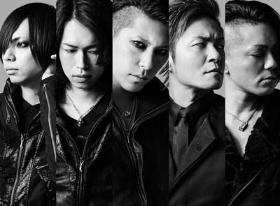 lynch.のメンバー（左からギター・悠介、ベース・明徳、ボーカル・葉月、ギター・玲央、ドラム・晃直）