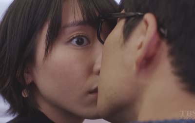 『逃げるは恥だが役に立つ』(逃げ恥)第6話のキスシーン接写