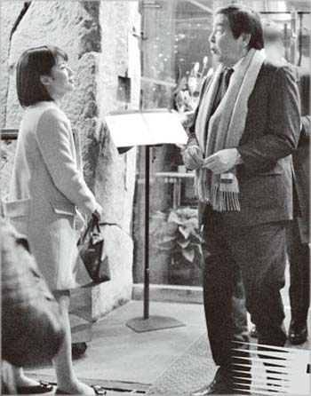 『週刊文春』撮影の田中萌アナとテレビ朝日・早河洋会長のツーショット写真