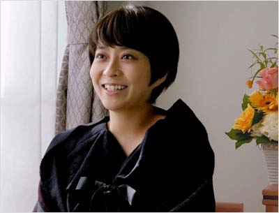 病室でインタビューを受けた小林麻央