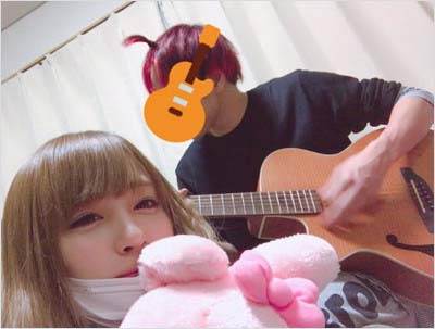 夢みるアドレセンス・山田朱莉の裏アカウント?から流出したサグワ?とのツーショット写真3枚目