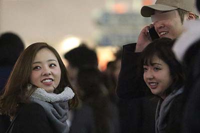 川村真洋と彼氏、和田まあやのスリーショット