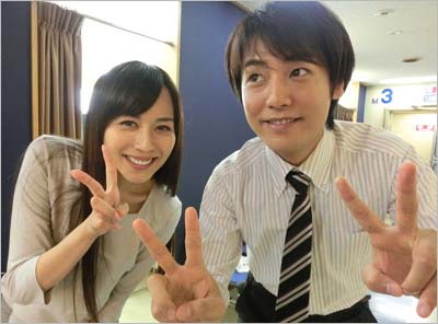 比嘉愛未がブログに投稿した福士誠治とのツーショット