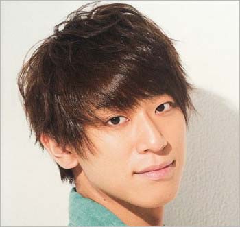 NEWS・小山慶一郎