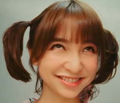 篠田麻里子の変顔、アヘ顔でアイーン