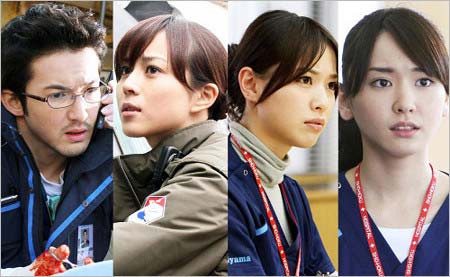 『コード・ブルー~ドクターヘリ緊急救命~』出演の浅利陽介、比嘉愛未、戸田恵梨香、新垣結衣