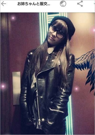 堀田理紗がブログに投稿したライダースジャケット着用、帽子着用の写真2枚目