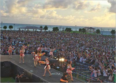 全国ツアー『野中美郷、動く。～47都道府県で会いましょう～』で沖縄公演を行った際の全体