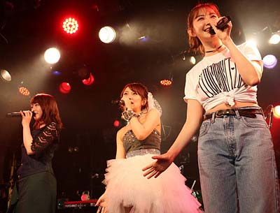 高橋みなみのバースデーライブ『Minami Takahashi 26th Birthday Live 2017』で揃ったノースリーブスのメンバー