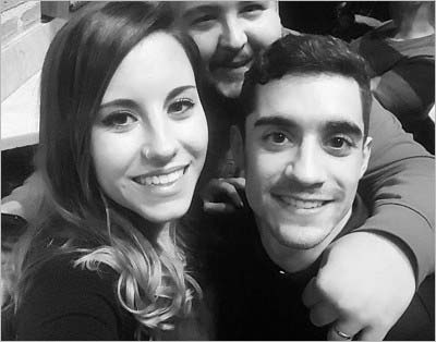 ハビエル・フェルナンデス選手と交際相手・パティ？の流出ツーショット写真（白黒）