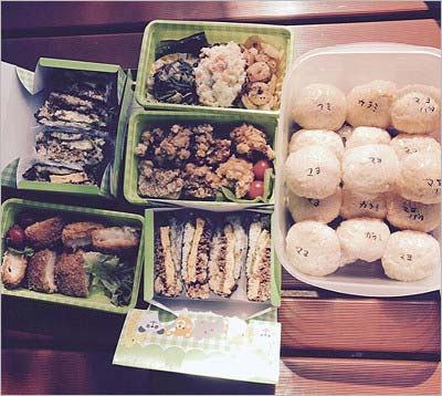 Fukaseがインスタグラムに投稿した手作りお弁当の写真1枚目