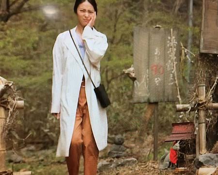 『貴族探偵』4話、幽霊が登場?少年の人影が消えていたシーン