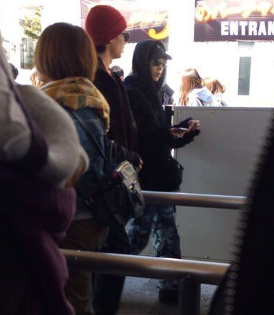 野村周平と水原希子、富士急ハイランドデートの盗撮写真