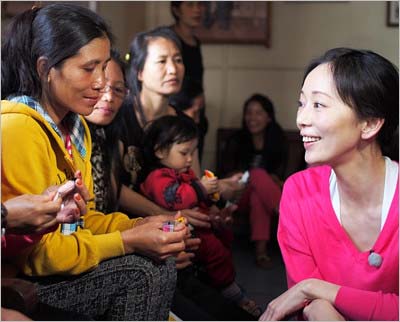 日本テレビ『結婚して幸せ!? 世界ビックリ人間の妻たち』出演の葉月里緒奈3枚目