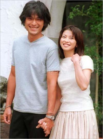 森高千里と江口洋介が結婚発表当時のツーショット