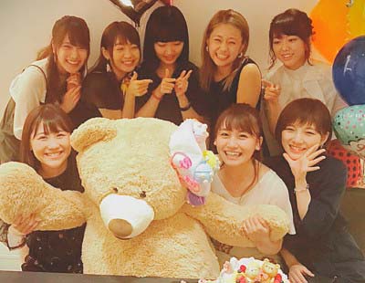 小嶋真子の誕生日会に参加していたメンバー