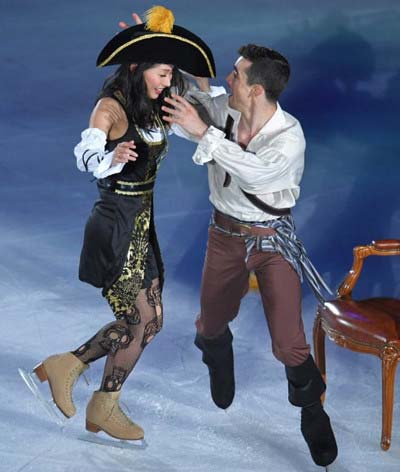 『ファンタジー・オン・アイス2017』安藤美姫とハビエル・フェルナンデスが共演、ラブラブツーショット