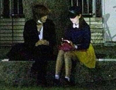 『週刊文春』掲載の阿部顕嵐とHKT48村重杏奈の深夜デートツーショット5枚目