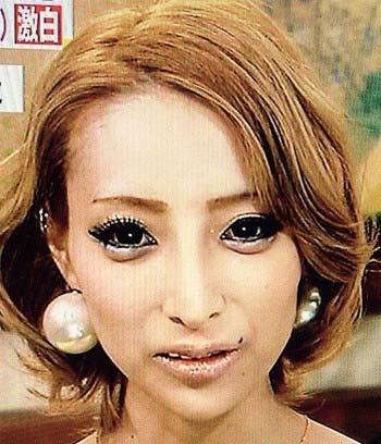 加藤紗里の現在の顔