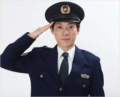 『警視庁いきもの係』に出演する横山だいすけ