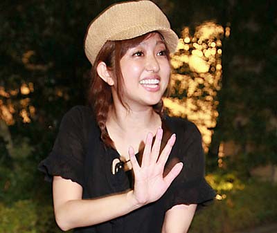 フライデーの直撃取材を受けた元アイドリング・菊地亜美