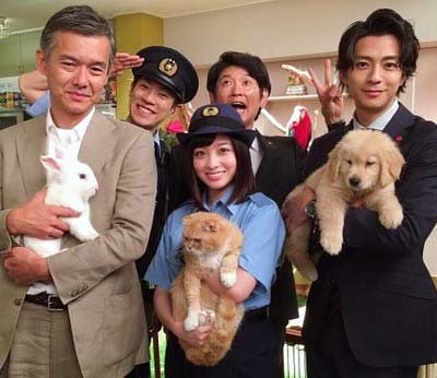 橋本環奈や渡部篤郎が出演のフジテレビドラマ『警視庁いきもの係』