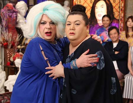 『アウト×デラックス』で共演したマツコ・デラックスとプラティネッテ’(プラティネット)