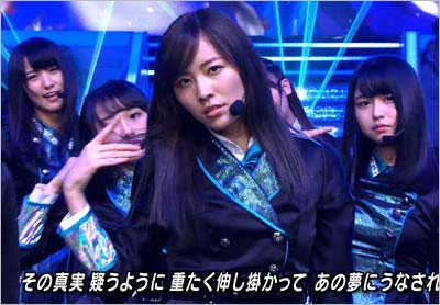 坂道AKBでパフォーマンスを披露する松井珠理奈