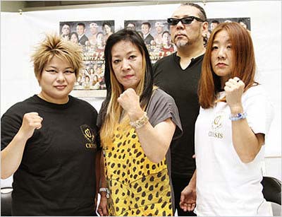 CRYSISのKAZUKI、ジャガー横田、TARU、藪下めぐみ