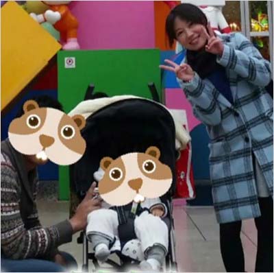 福田明日香、夫と長女のスリーショット