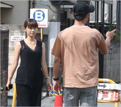 女性自身が撮影した観月あこ&錦織圭選手のツーショット