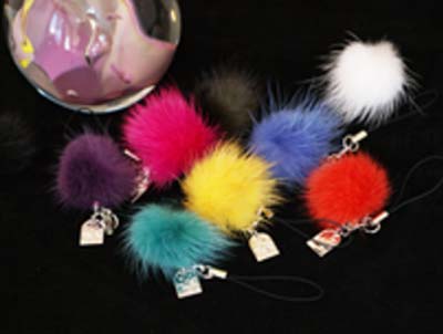 チャイナハウス・桂花楼で過去に販売していたオリジナルグッズ、ファー付きストラップ