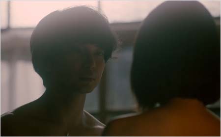 ナラタージュの松本潤と有村架純のカラミ