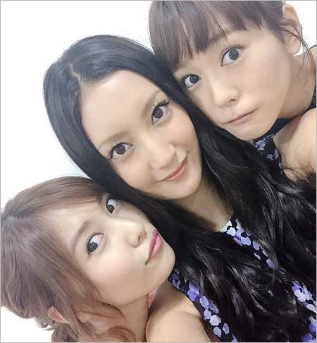 佐野ひなこ、菜々緒、桐谷美玲のスリーショット1枚目