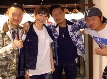 観月あこと飲食店経営者ら