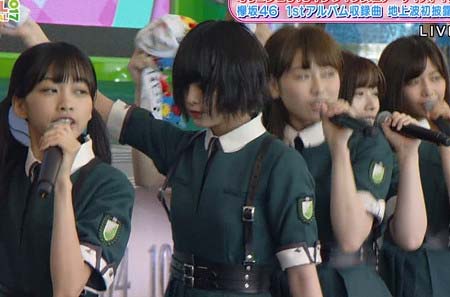 『東京アイドルフェスティバル(TIF)』出演時の平手友梨奈3枚目