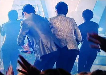 FNSうたの夏まつり2017出演のタッキー&翼の画像2枚目